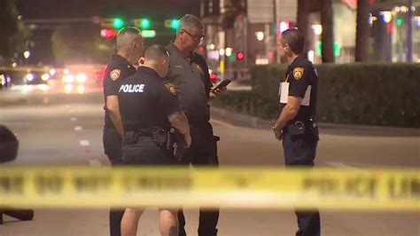 Miami Beach Police searching for shooter after homeless man found shot